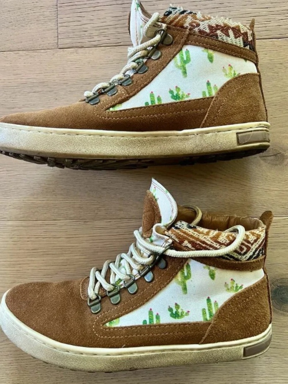 inkkas Brown Leather Sneaker Tongue